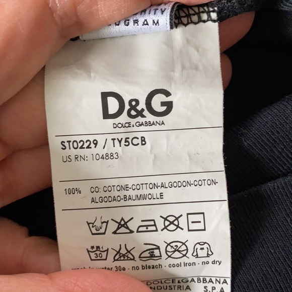 D&G T-Shirt with adjustable crossbody strap - Picture 9 of 9